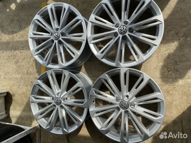 Диски оргинал Volkswagen р19 5/112