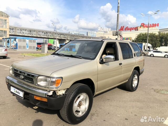 Nissan Pathfinder 3.3 AT, 1998, 300 000 км