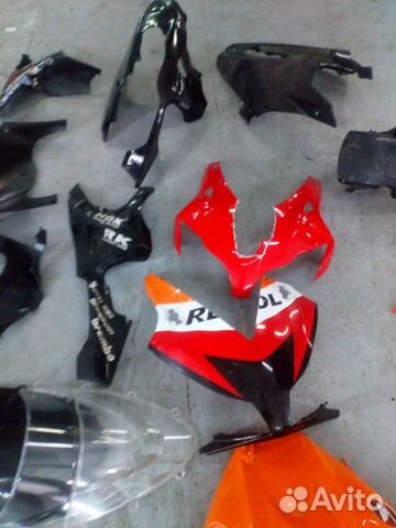 Пластик на Honda cbr1000rr Пластик на Honda cbr1000rr