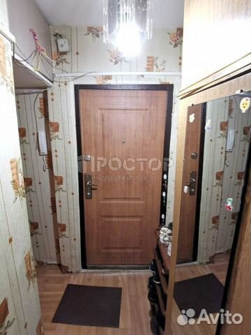 Комната 10.7 м² в 3-к, 6/9 эт. Комната 10.7 м² в 3-к, 6/9 эт.
