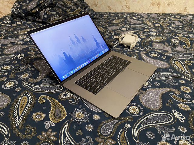 MacBook Pro 15 2017 256Gb Space Gray