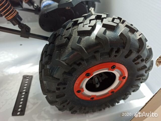 Машина радио highlander off-road Машина радио highlander off-road