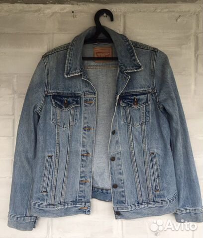 Джинсовая куртка Levis (куплена в USA) Джинсовая куртка Levis (куплена в USA)