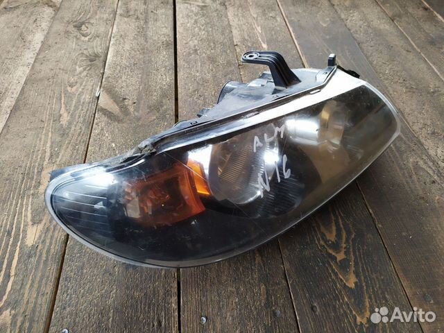 Фара передняя правая Nissan Almera N16 седан 2004 Фара передняя правая Nissan Almera N16 седан 2004
