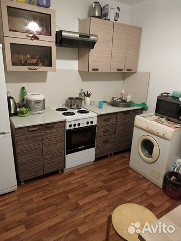 2-к квартира, 58 м², 6/10 эт.