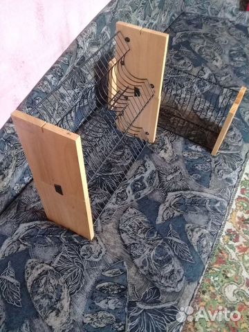 Подставка под DVD диски