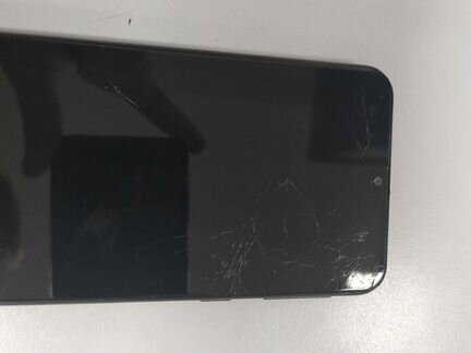 Телефон Samsung Galaxy M20