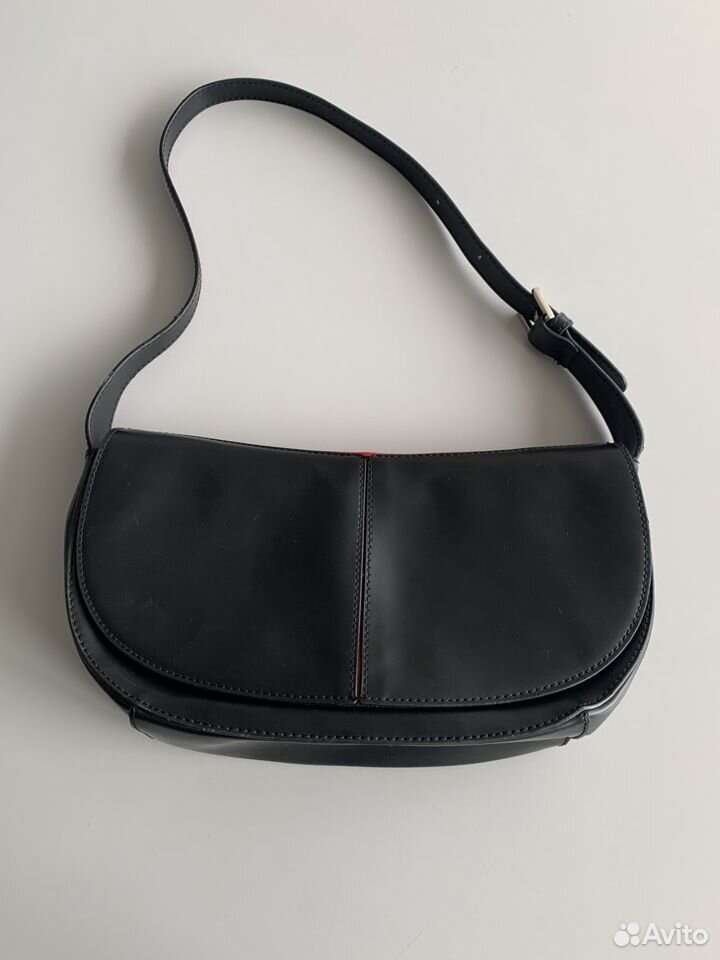 Новая сумка-багет итальянского бренда Giorgio