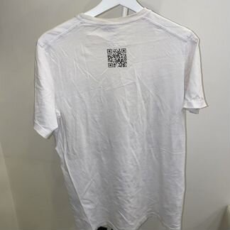 Футболка белая Vetements QR Code