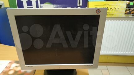 Монитор Samsung SyncMaster 152v 15