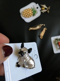 Брошь брошка пчела