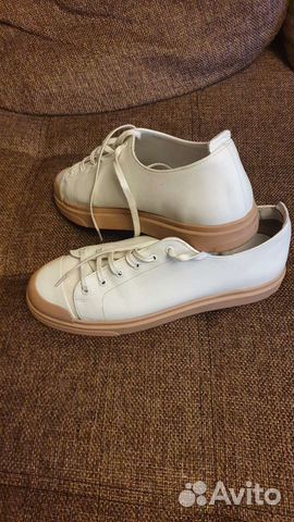 Женские кожаные кеды COS белые р.41