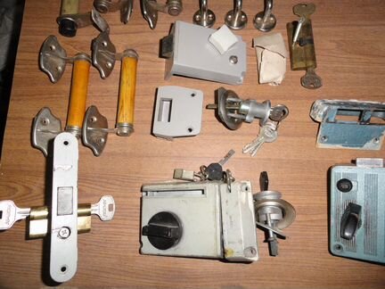 Для дверей фурнитура