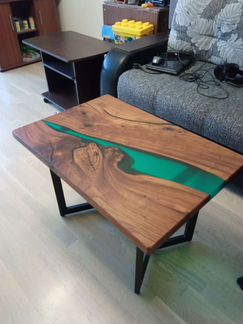 Столы и столешницы из натурального дерева