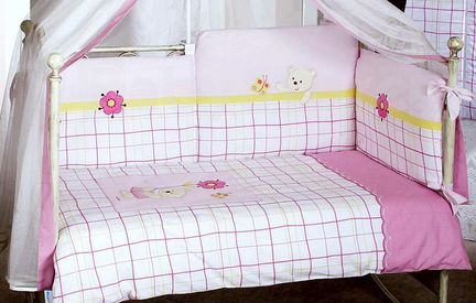 Комплект в кроватку, с бортиками. Feretti, Италия