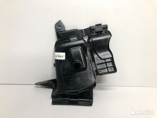 Пыльник двигателя боковой правый Renault Logan 2 2