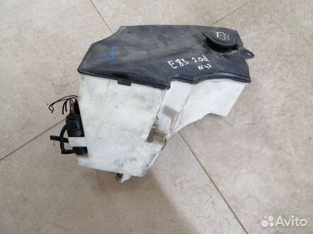 Бачок омывателя на bmw X 3 e 83