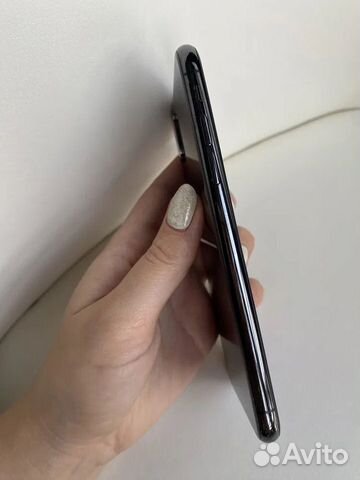 iPhone x новый чехол и 2 защитных стекла в подарок