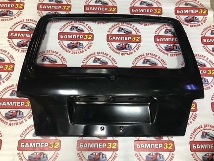 Пластиковая крышка багажника Нива