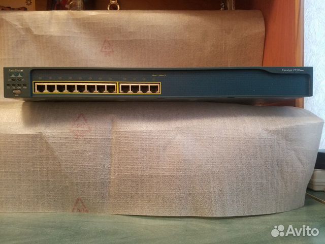 Модем/Маршрутизатор- Cisco 1800+cisco WS-C2950-12
