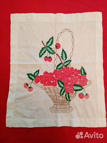 Салфетка винтажная с вышивкой