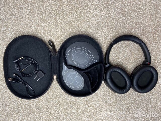 Наушники Sony WH 1000XM4