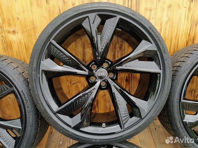 Оригинальные Диски без шин Audi RS6 C8 / RS7 R22