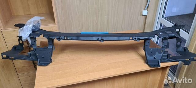 Запчасти на volvo s60 Экран (31283053)