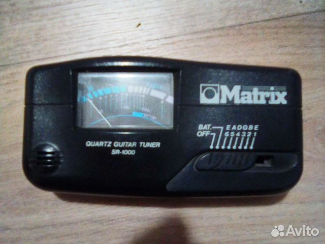 Тюнер для гитары Matrix