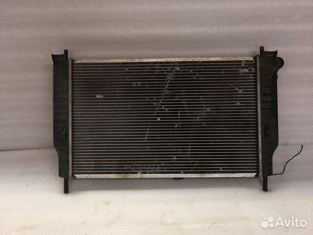 Радиатор охлаждения вентилятор Ford Contour