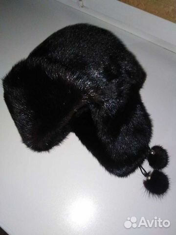 Женские меховые шапки