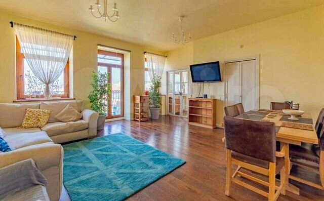 4-к. квартира, 105 м², 6/6 эт.