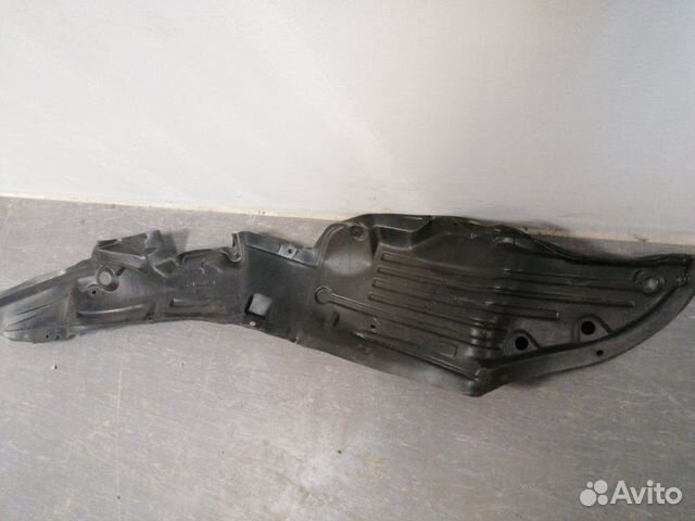 Подкрылок локер передний левый Nissan Teana