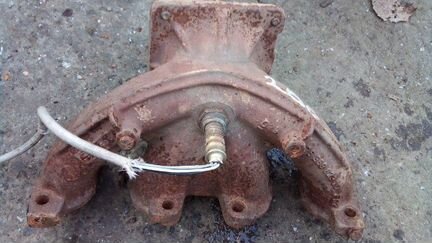 Выпускной коллектор Peugeot 206