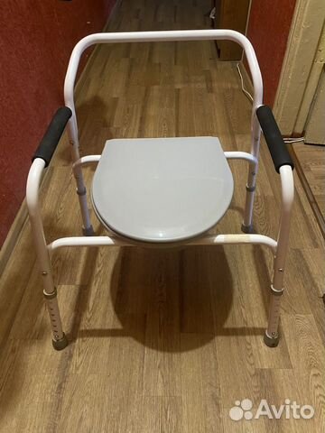 Санитарный стул без колес