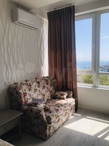 2-к. квартира, 54 м², 1/3 эт.