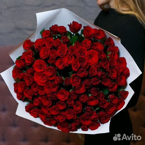 Букет цветов красные розы