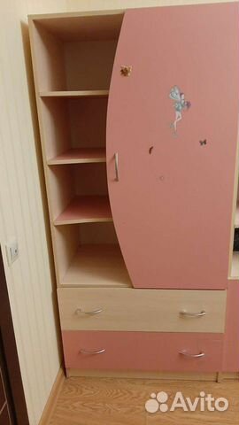 Бело розовый шкаф для девочки