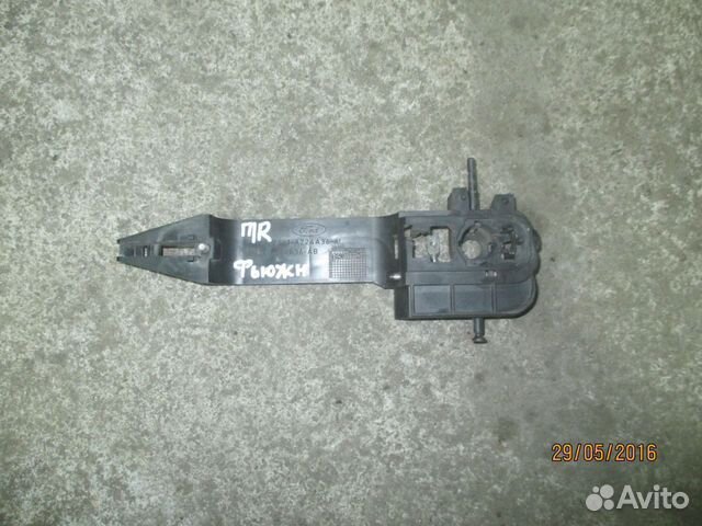 Кронштейн ручки передней правой двери Форд Фьюжен