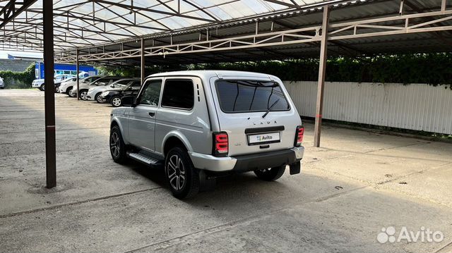 LADA 4x4 (Нива) 1.7 МТ, 2020, 23 400 км