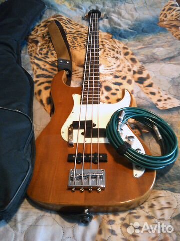 Бас гитара, 4 струны, Greg Bennett corsair SER CS1