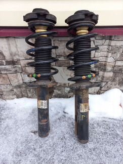 Стойки в сборе передние Фольксваген Пассат Б6 2.0