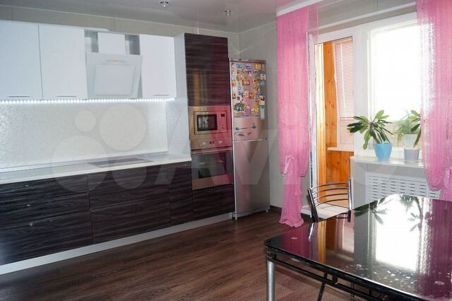 3-к. квартира, 81 м², 4/4 эт.