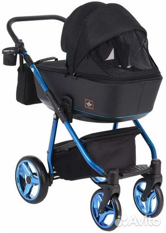 Коляска adamex на блестящей раме