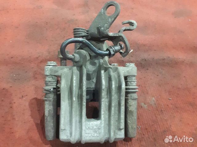 Задний левый суппорт фольксваген гольф 6