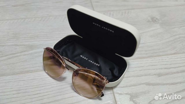 Солнцезащитные очки женские