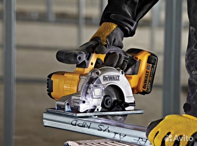 Пила дисковая по металлу dewalt DCS373 N XR Li-Ion