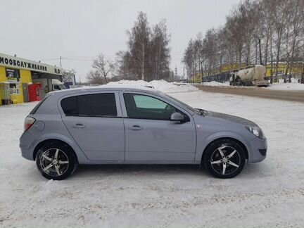 Opel Astra 1.6 МТ, 2011, 153 000 км