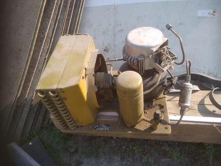 Холодильный компрессор