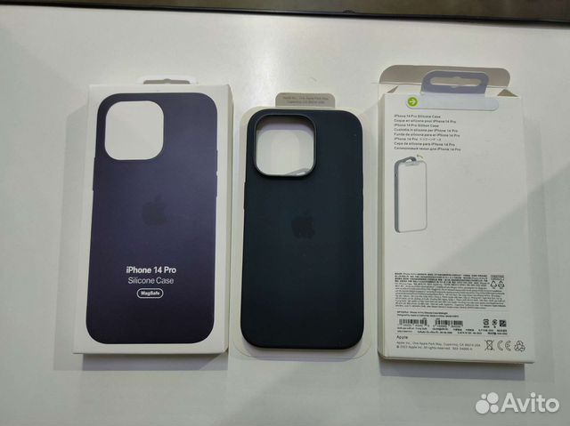 Силиконовый чехол с MagSafe на iPhone 14 Pro